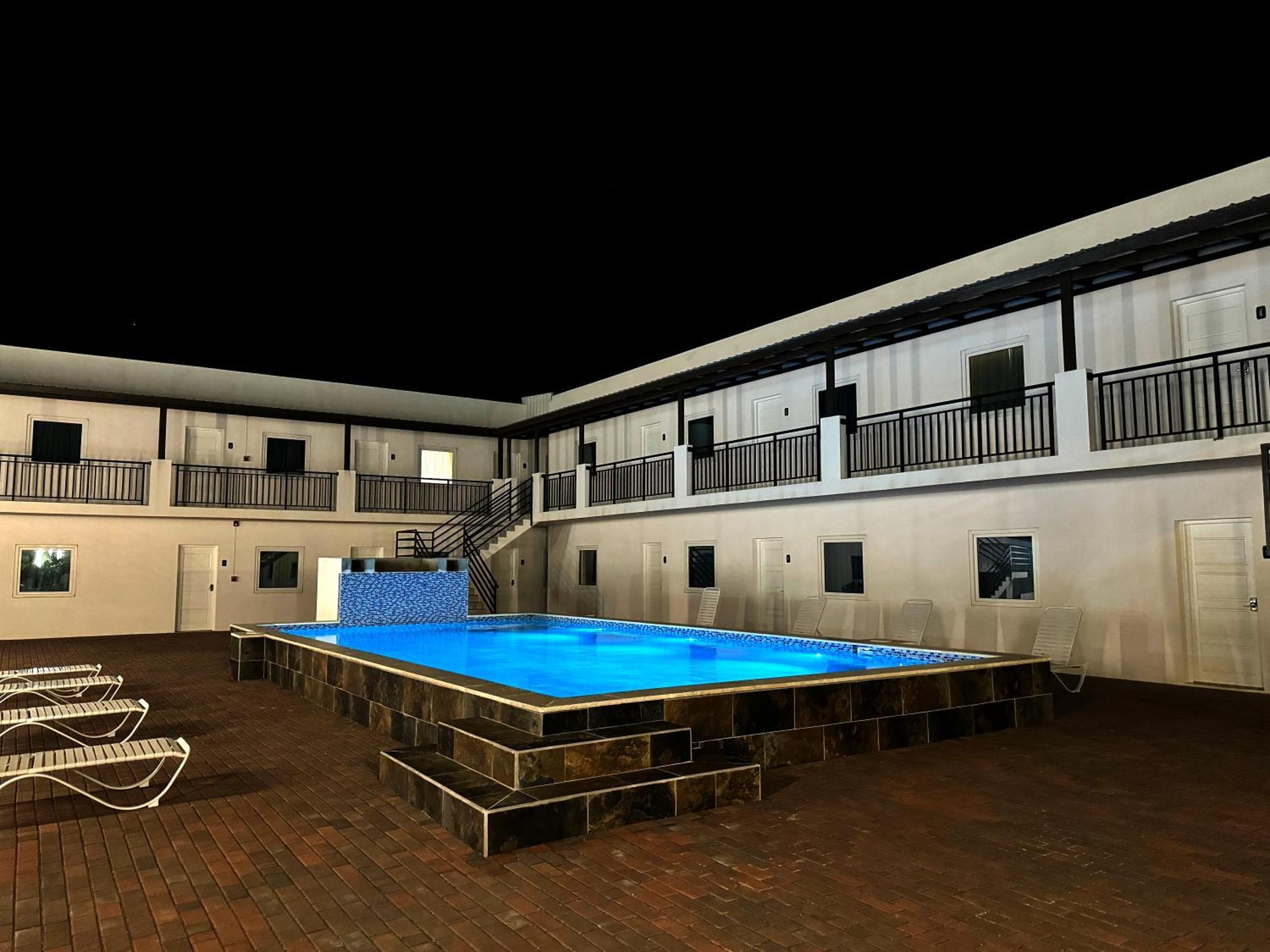 Bon Bini Suites Oranjestad Dış mekan fotoğraf